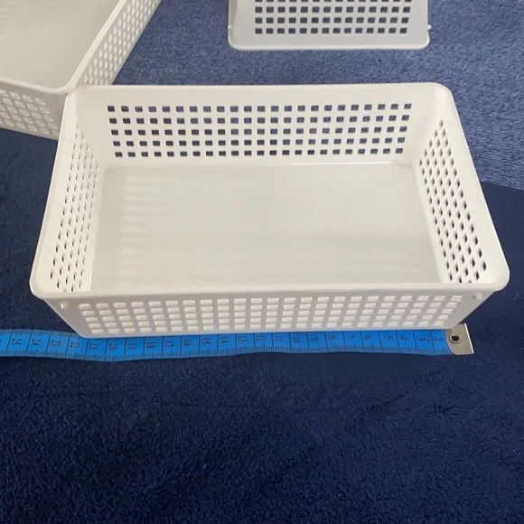 Plastic Tray/Basket - Picture 3 of 5